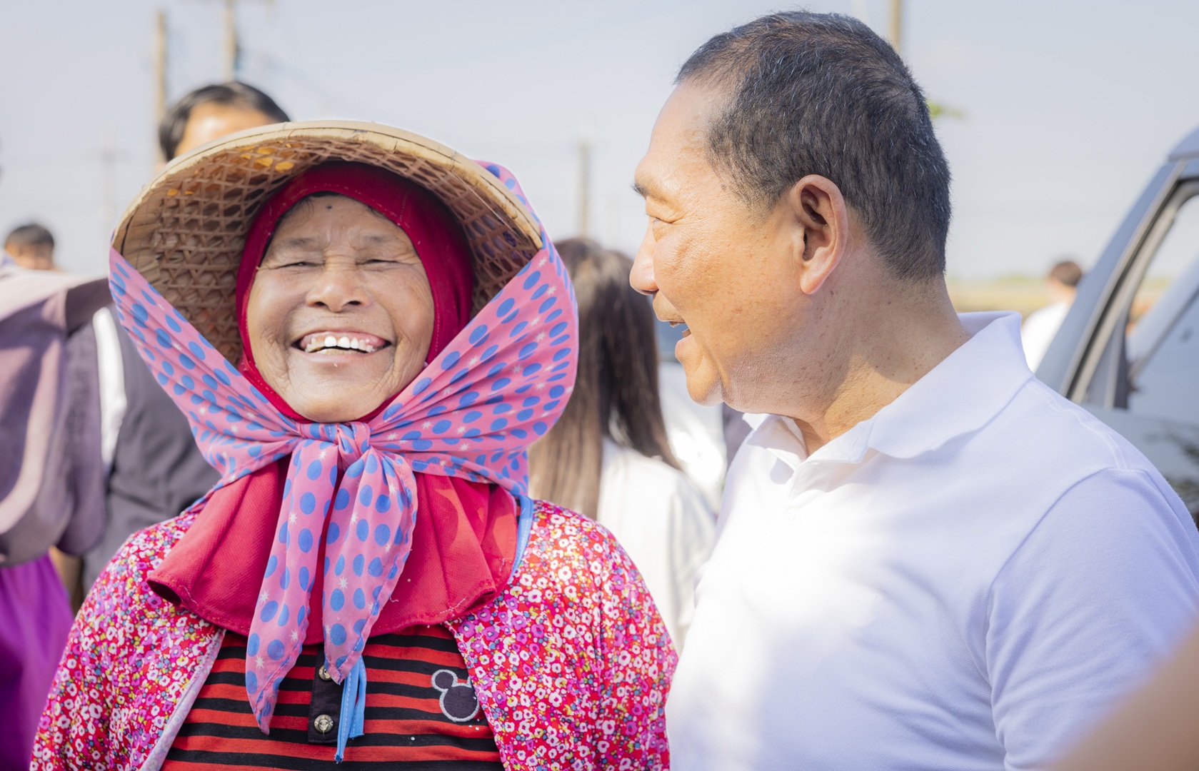 水啦！大家一起Chill嗨嗨！